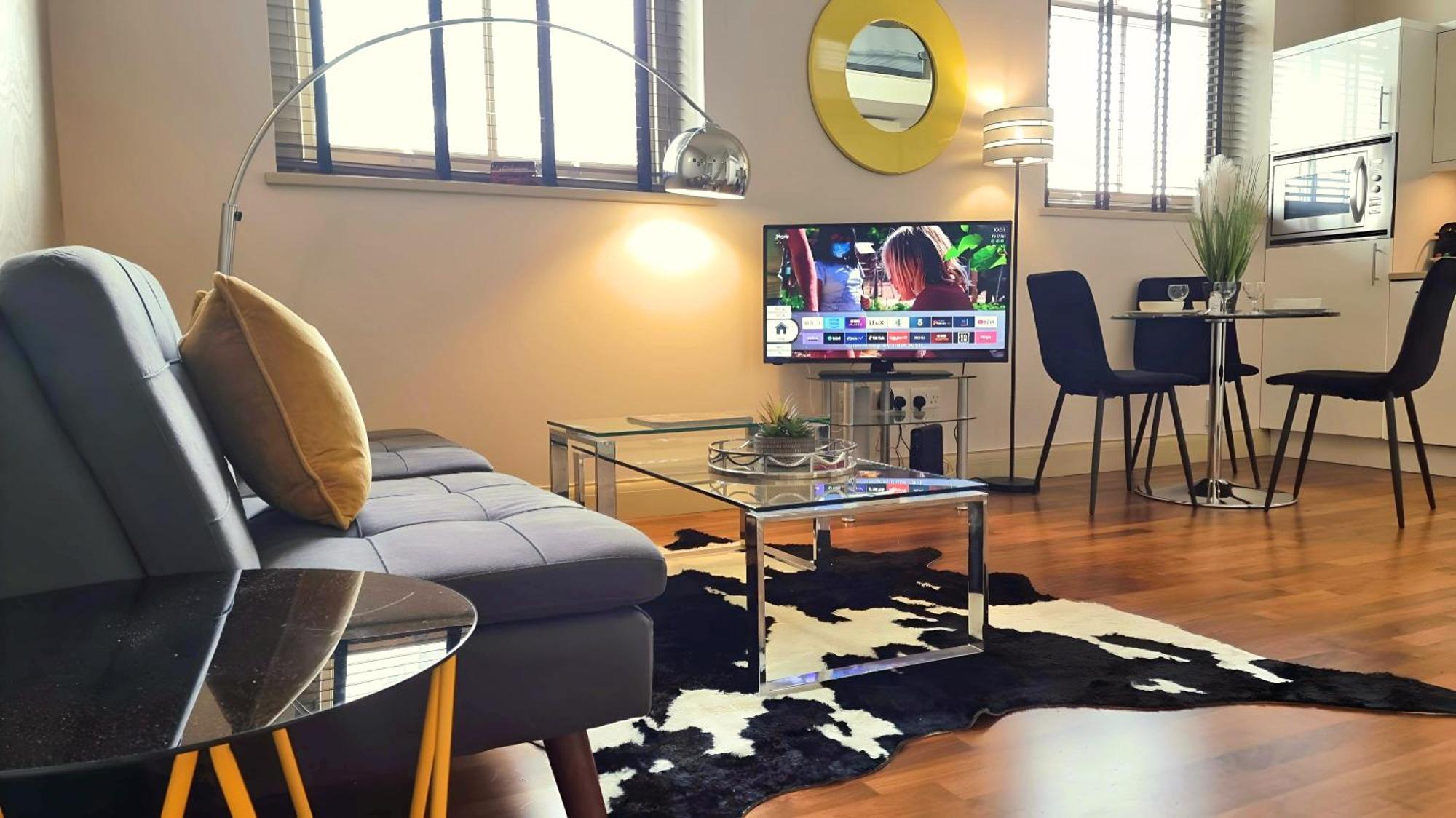 Notting Hill- The One One One! -5- Apartment London