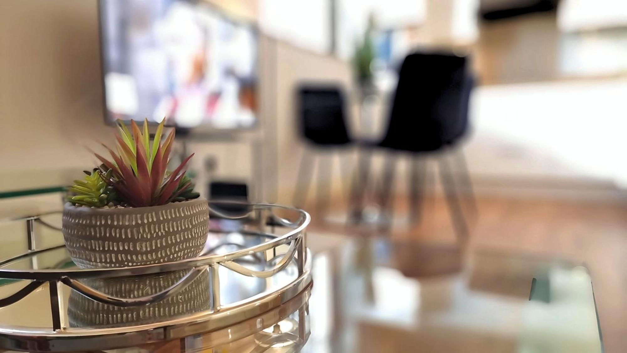 Notting Hill- The One One One! -5- Apartment *